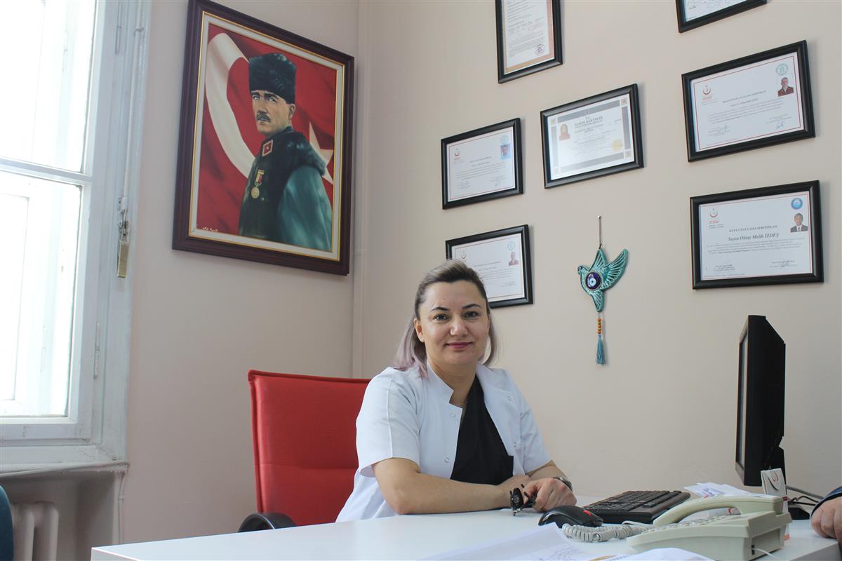 Dr.Fatma Akdur.JPG